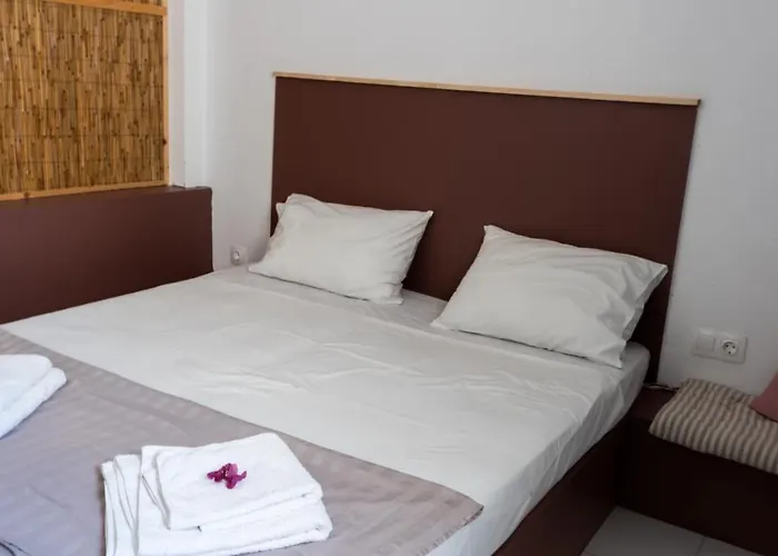 Vista Mare Науса