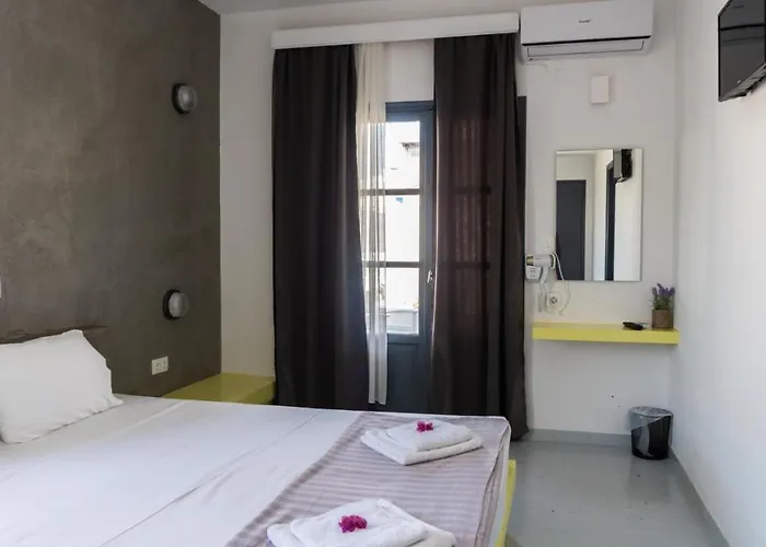 Hotel Vista Mare Naousa (Paros)